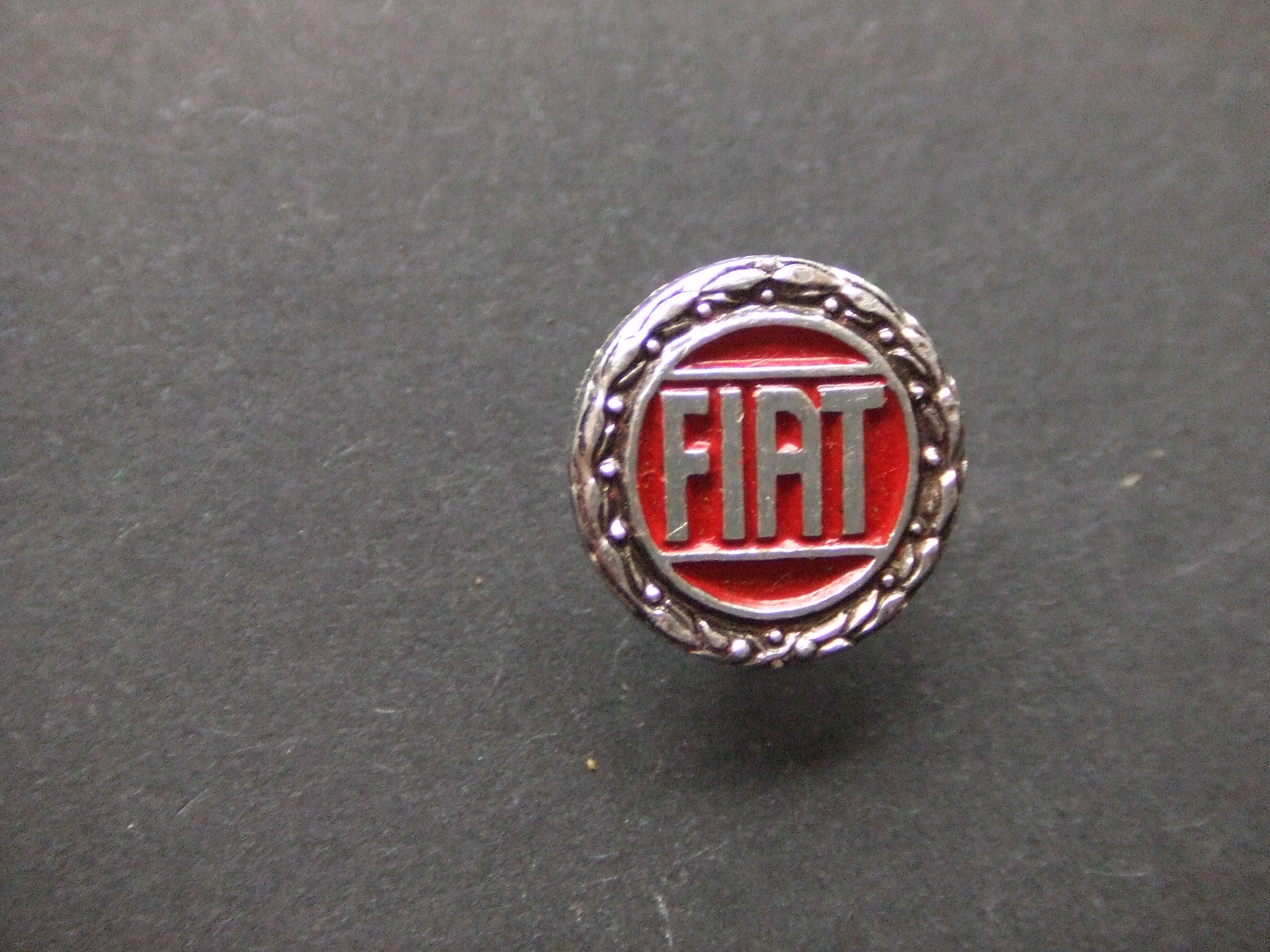 Fiat auto logo rond model